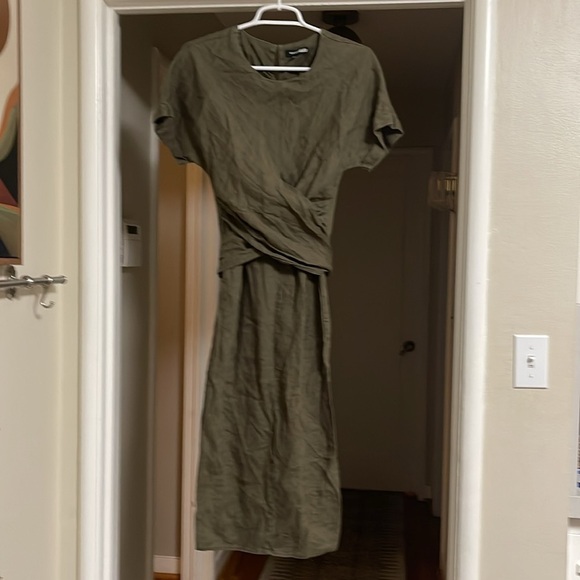 525 America Olive Green Linen Wrap Dress - Picture 4 of 9